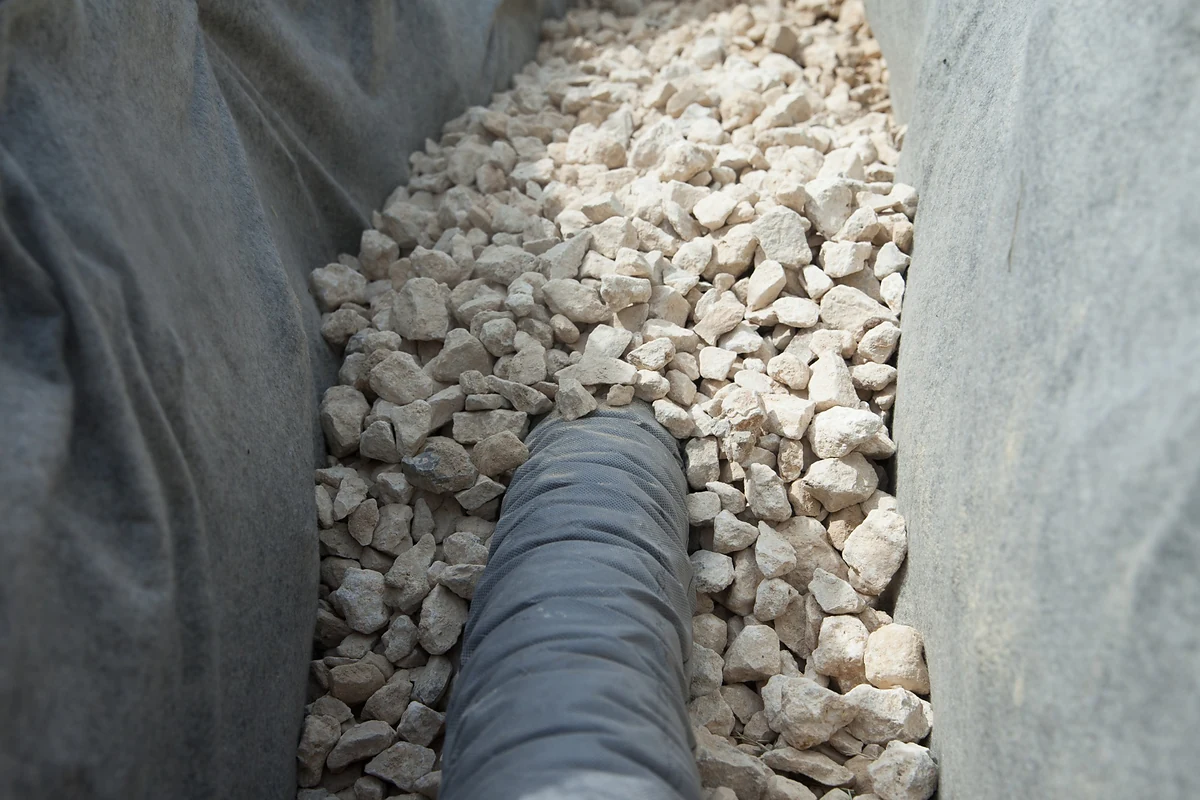french-drain-gravel-perforated-pipe-westlake-village-lush-gardens-inc
