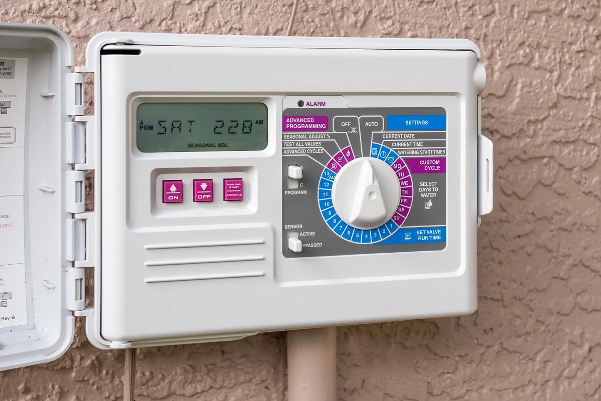 irrigation-timer-controller-encino-lush-gardens-inc